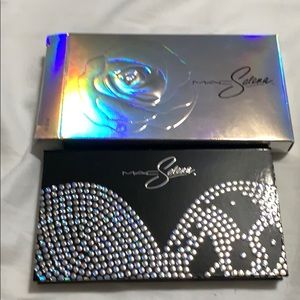 MAC Selena La Reina Eye Shadow Palette